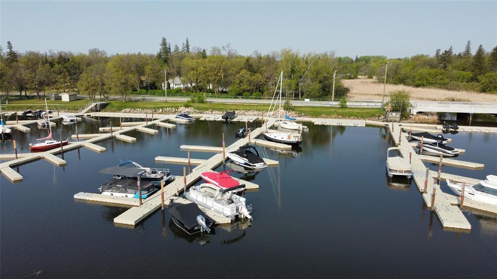 311 Poplar Avenue, Gimli Rm, Manitoba  R0C 1B0 - Photo 2 - 202515358