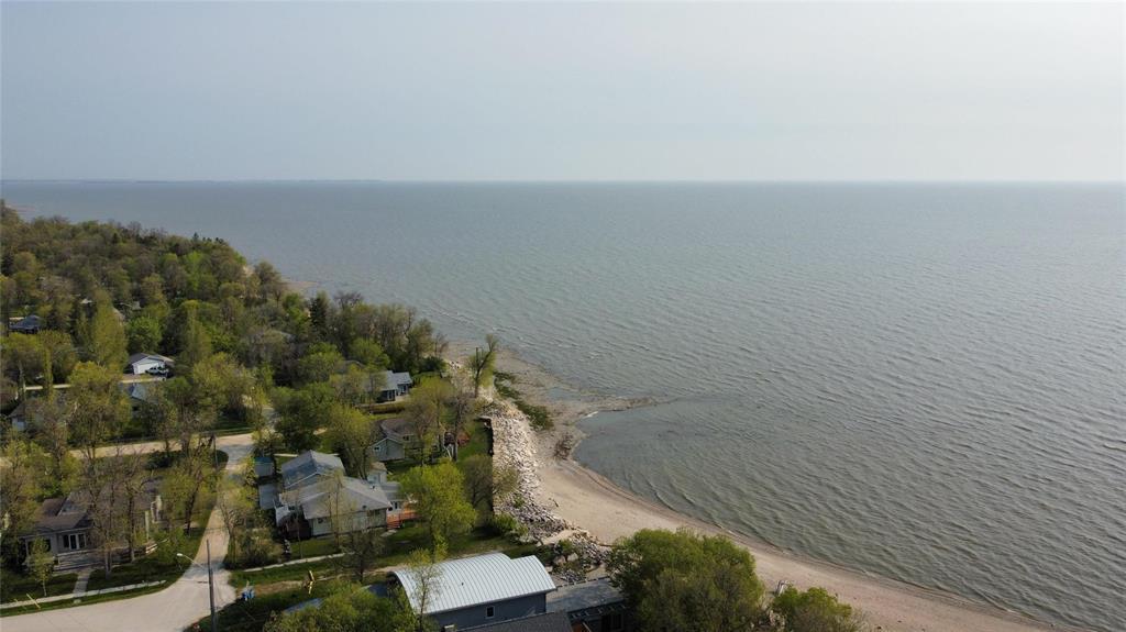 311 Poplar Avenue, Gimli Rm, Manitoba  R0C 1B0 - Photo 4 - 202515358