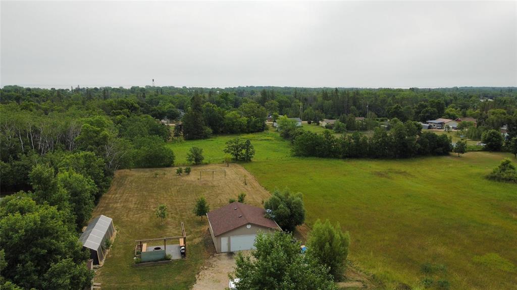 231 Strollway Street, Winnipeg Beach, Manitoba  R0C 3G0 - Photo 30 - 202517805