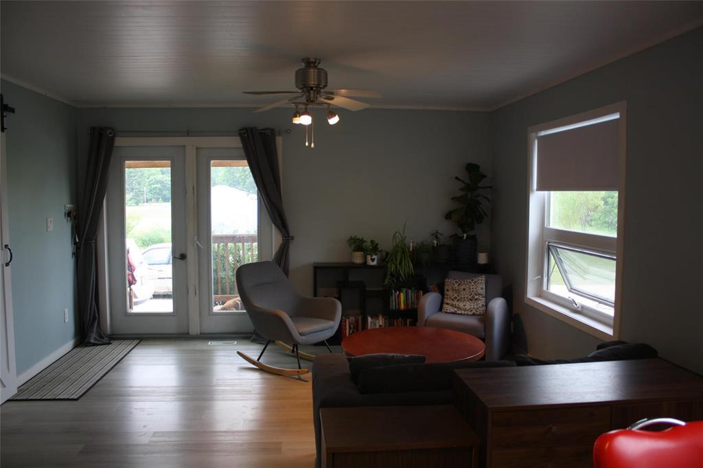231 Strollway Street, Winnipeg Beach, Manitoba  R0C 3G0 - Photo 5 - 202517805