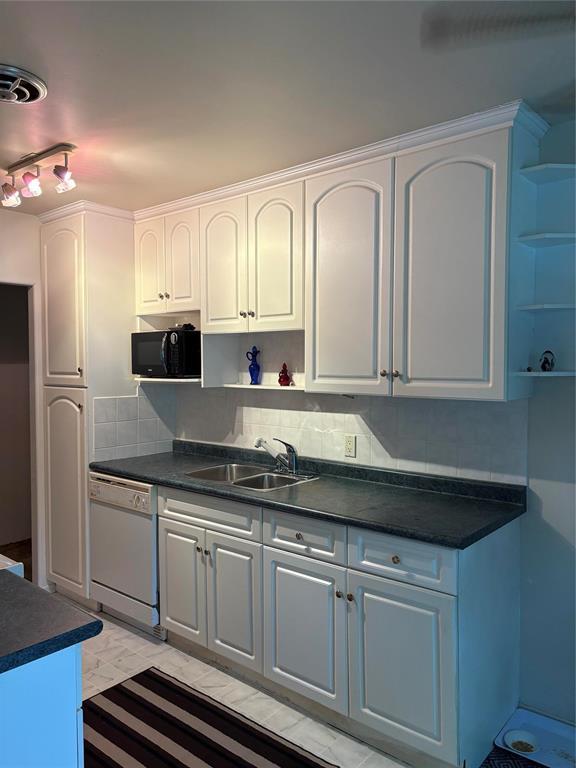 1822 Shorepointe Village, Gimli Rm, Manitoba  R0C 1B1 - Photo 5 - 202518634
