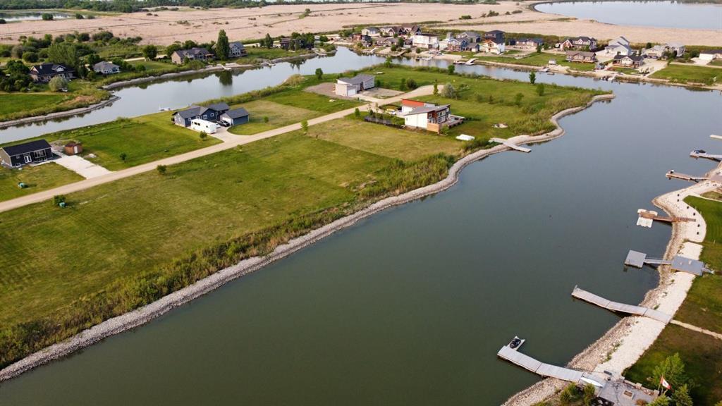 61 Lake Estate Drive, Gimli, Manitoba  R0C 1B0 - Photo 5 - 202604653