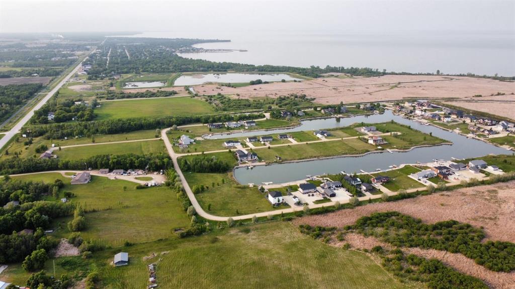 61 Lake Estate Drive, Gimli, Manitoba  R0C 1B0 - Photo 6 - 202604653