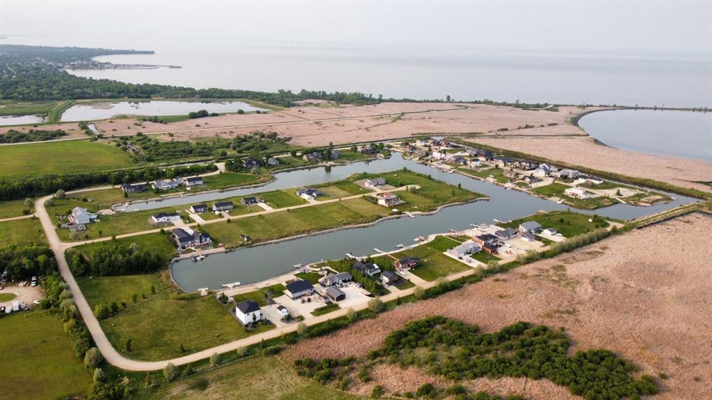 61 Lake Estate Drive, Gimli, Manitoba  R0C 1B0 - Photo 7 - 202604653