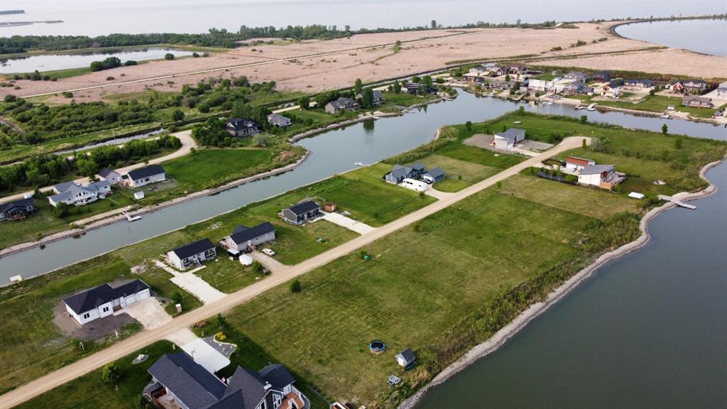 61 Lake Estate Drive, Gimli, Manitoba  R0C 1B0 - Photo 8 - 202604653