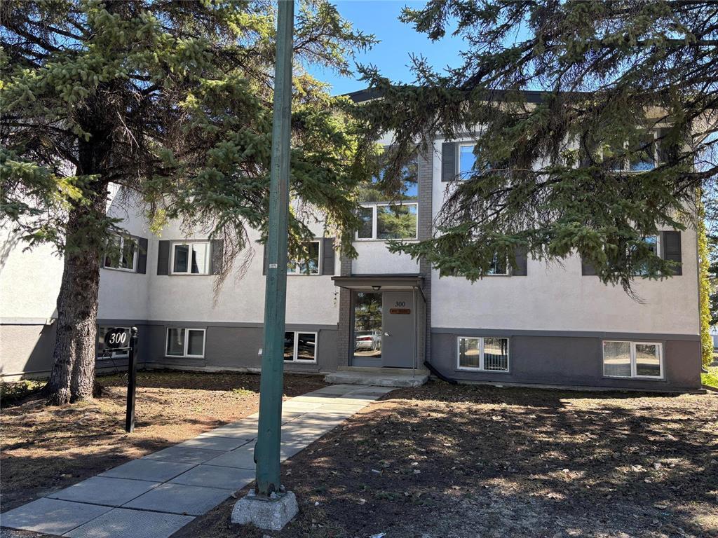 321 300 SHOREPOINTE VILLAGE Street, gimli rm, Manitoba