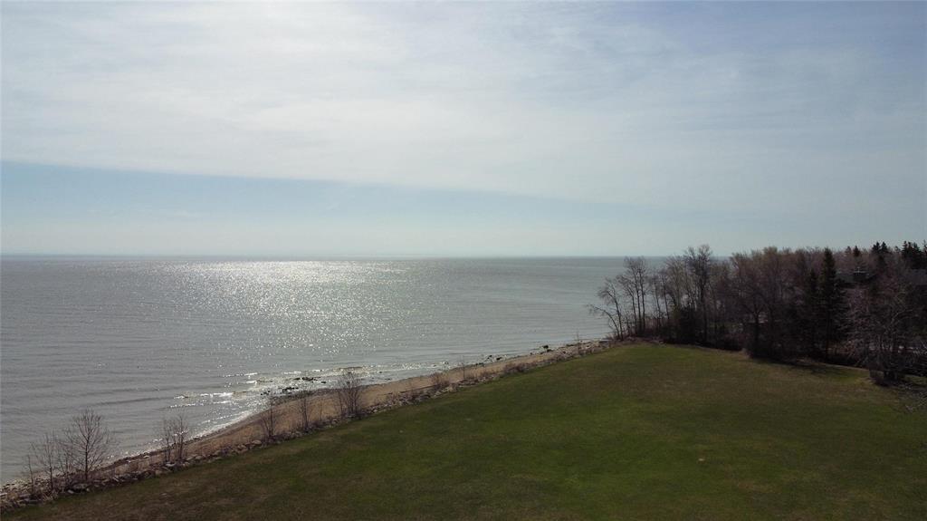 24 Brewster Bay, Gimli Rm, Manitoba  R0C 1B0 - Photo 6 - 202611830