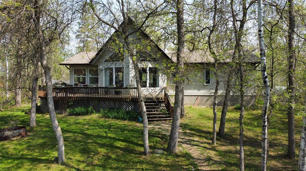 29 Einarson Road, Arnes, Manitoba R0C 0C0 - Photo 1 - 202612612