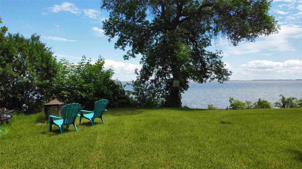 253 Gimli Road, Whytewold, Manitoba R0C 2B0 - Photo 5 - 202615467
