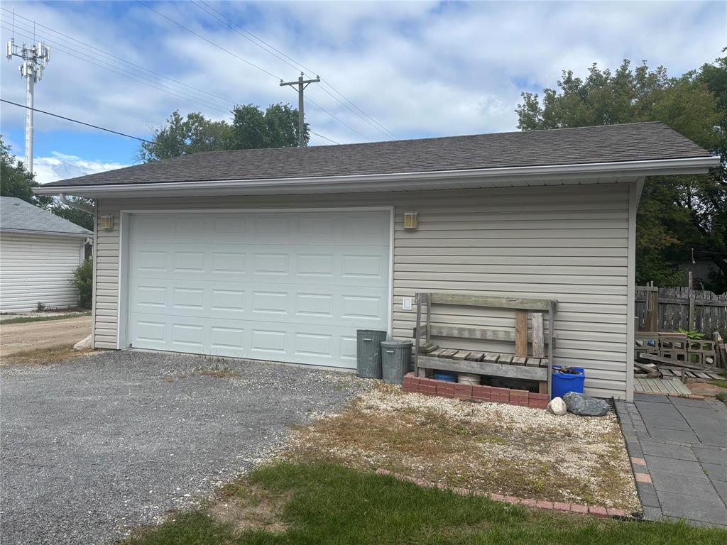 106 5th Avenue, Gimli, Manitoba R0C 1B0 - Photo 13 - 202615472