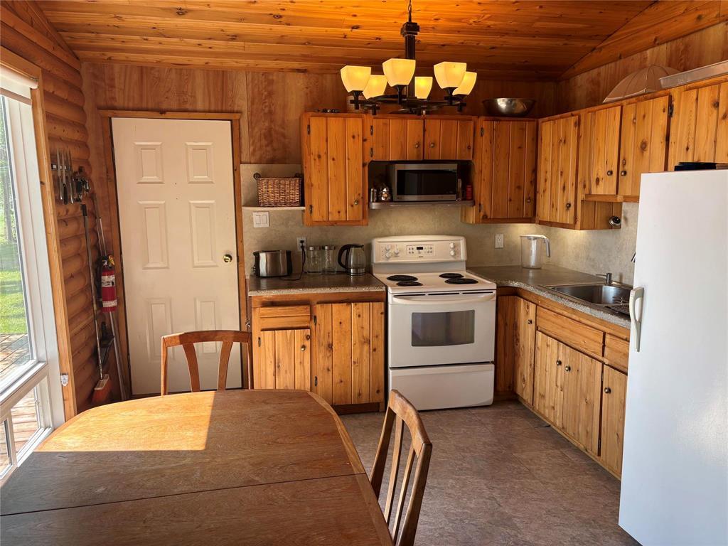 20173 Road 130ne Road, Hnausa, Manitoba R0C 0A0 - Photo 5 - 202617210