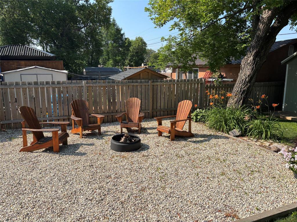 104 4th Avenue, Gimli, Manitoba R0C 1B0 - Photo 24 - 202618721