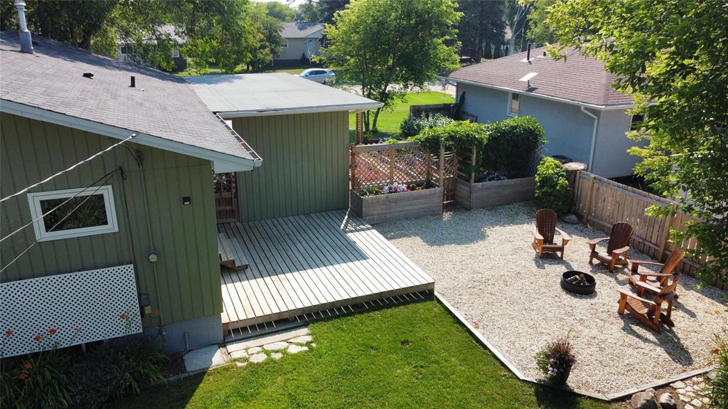 104 4th Avenue, Gimli, Manitoba R0C 1B0 - Photo 33 - 202618721