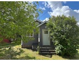 9 NORTH 8TH Avenue, gimli, Manitoba
